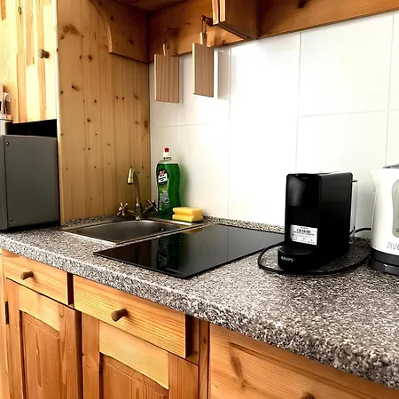 Cozy Retreat - Central-3